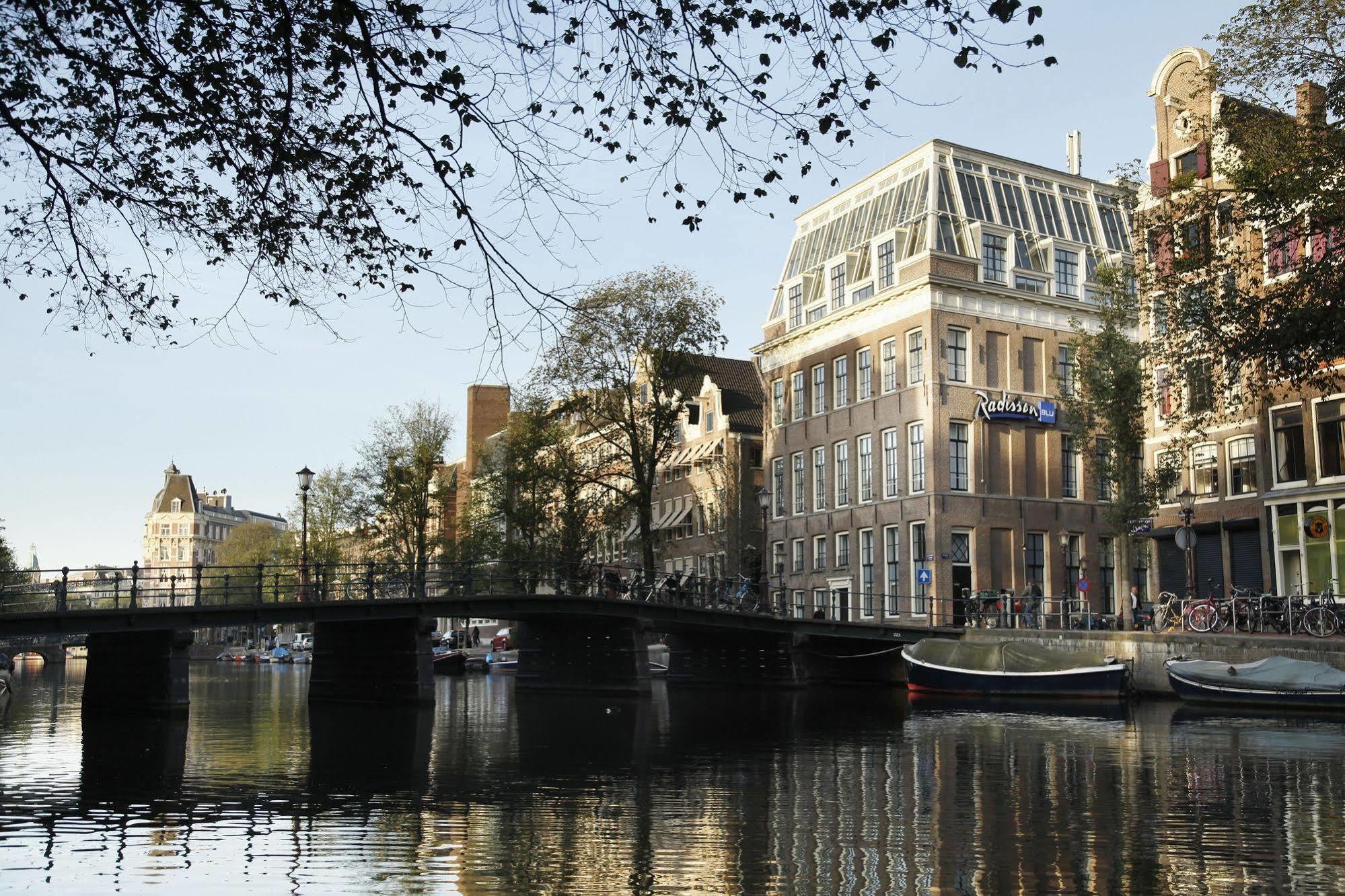Radisson Blu Hotel, Amsterdam City Center Екстер'єр фото